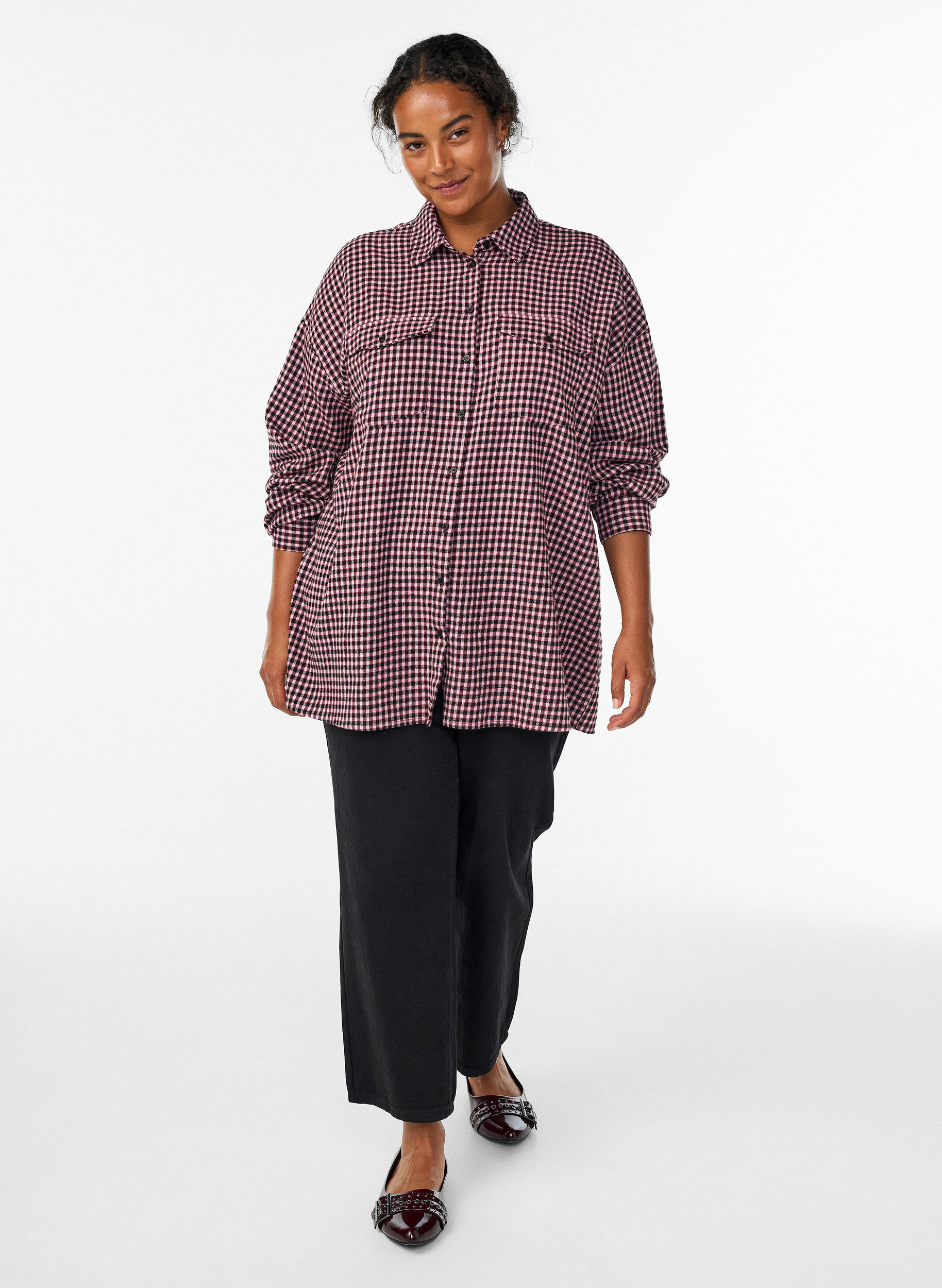 Zizzifashion Long checked shirt with chest pockets, Red, Model image number 1