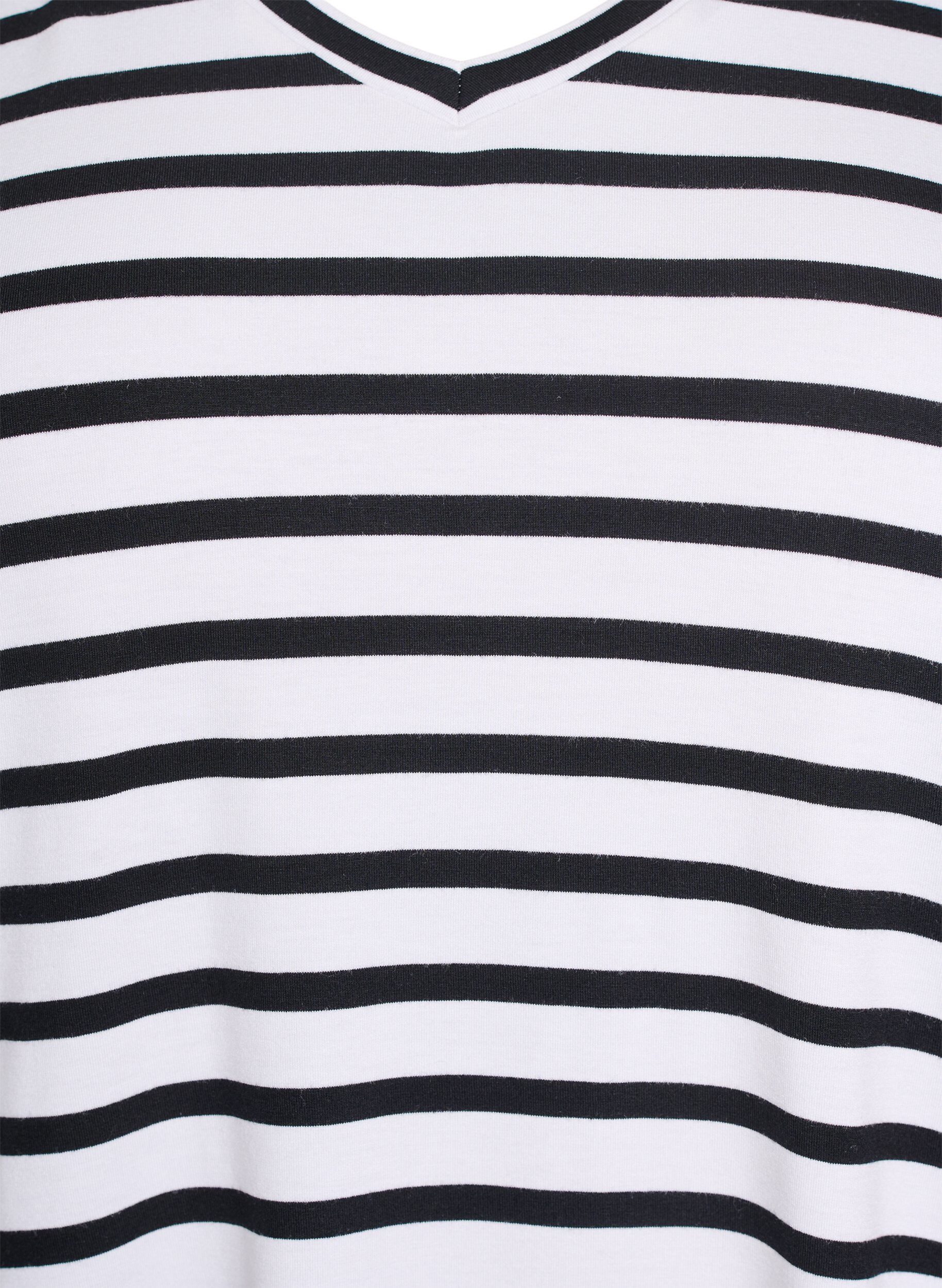 Zizzifashion Striped T-shirt with V-neck, Black, Packshot image number 2