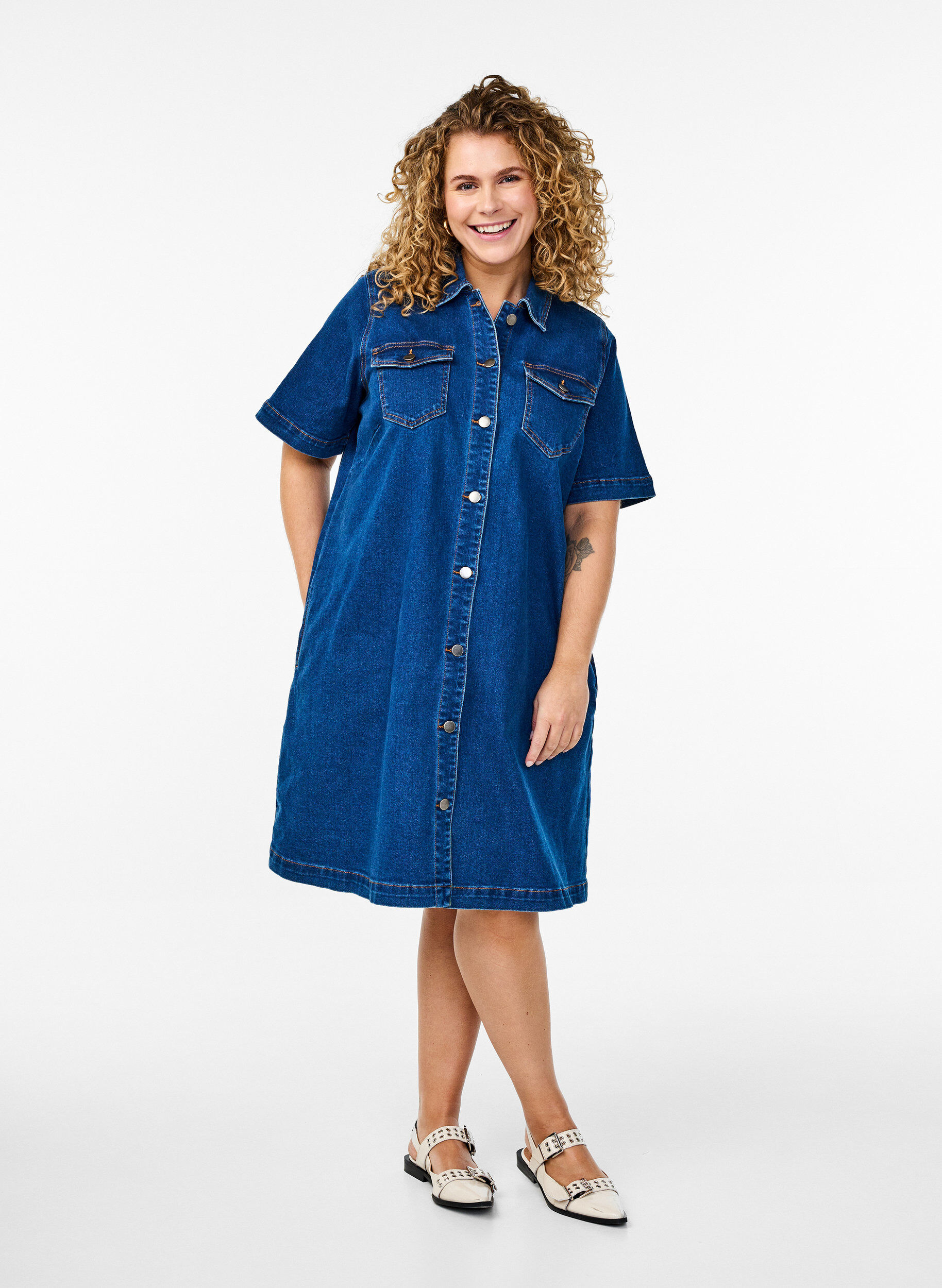 Zizzifashion Denim dress with buttons and short sleeves, Blue, Model image number 1