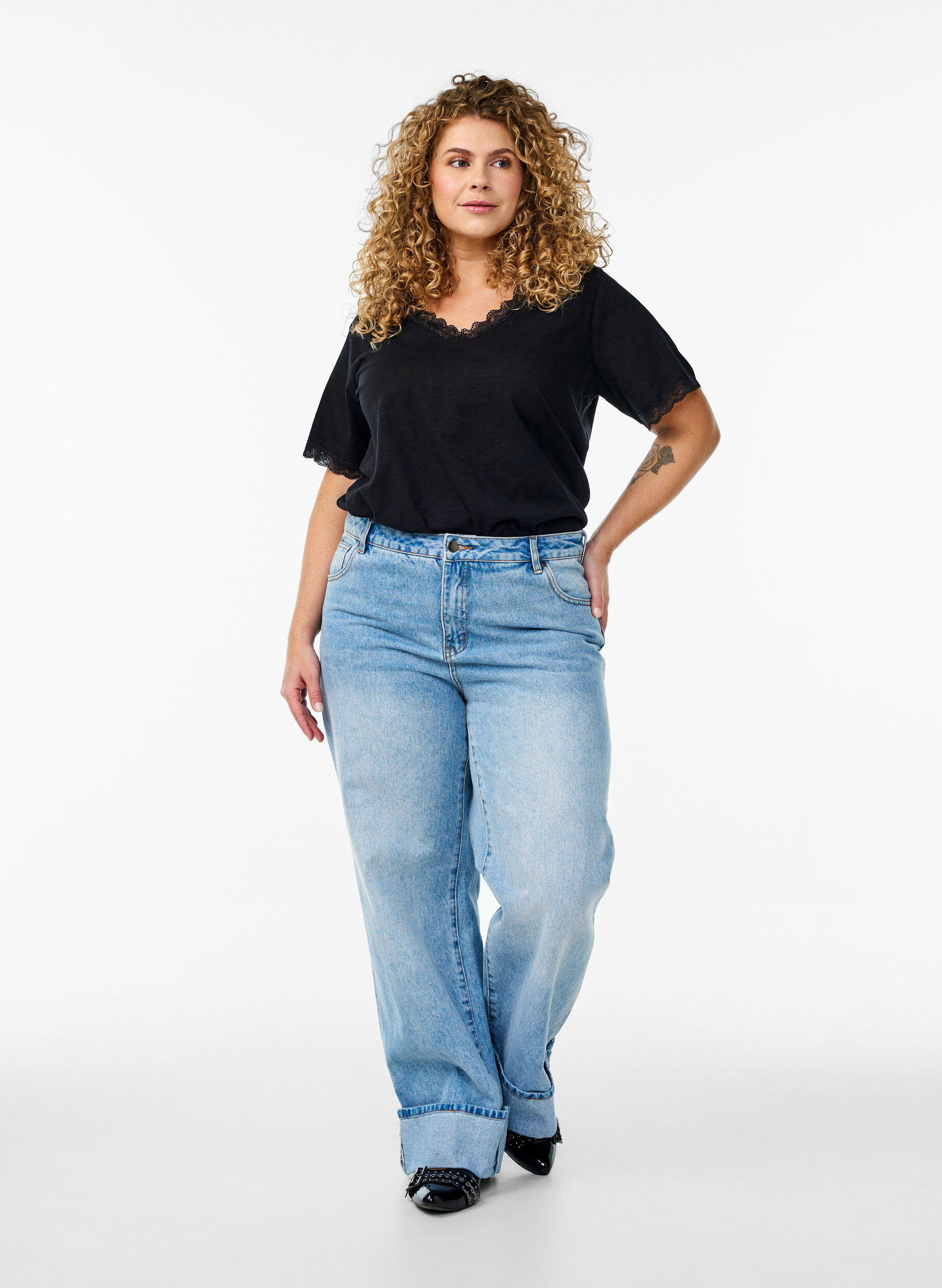 Zizzifashion T-shirt with lace trim, Black, Model image number 1