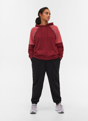 Sweatshirt with hood and pocket, Pomegranate, Model image number 3