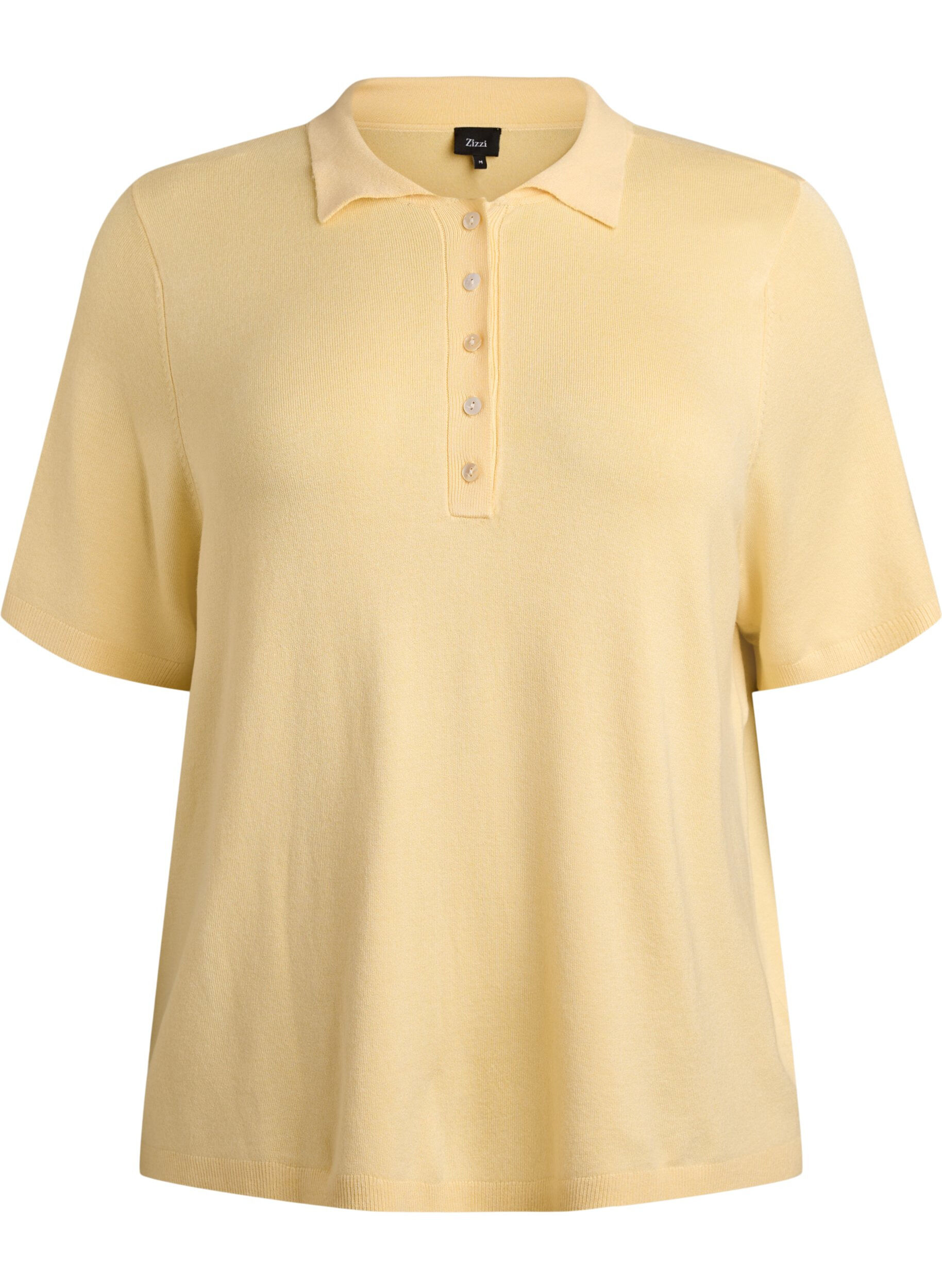 Fine-knit polo shirt with short sleeves