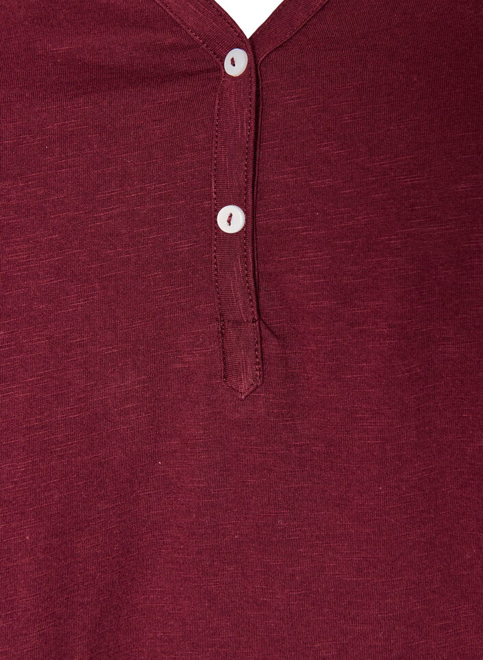 Long-sleeved t-shirt with V-neck and buttons, Red, Packshot image number 2