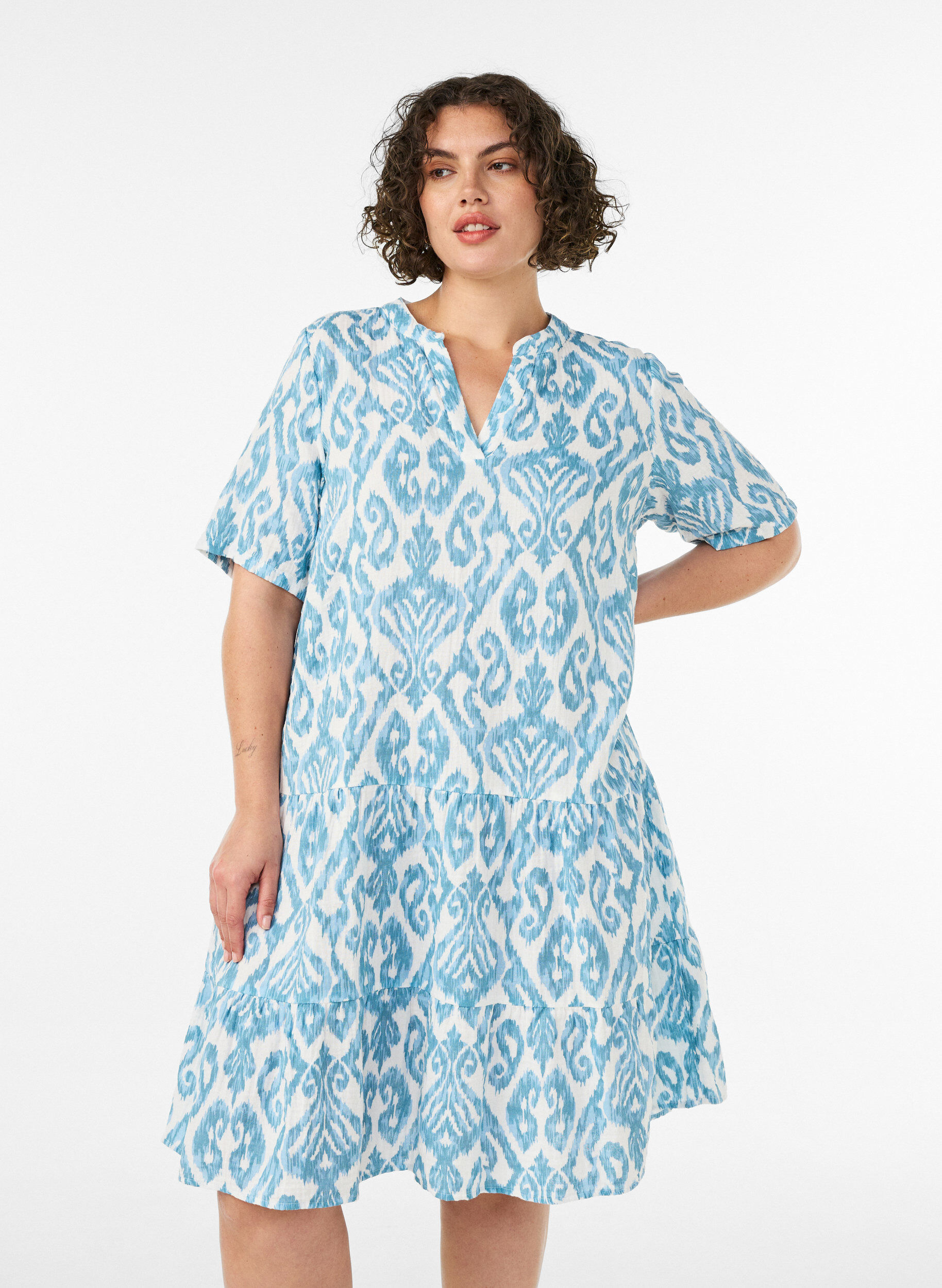 Short A-line dress in cotton muslin, Vanilla, Model