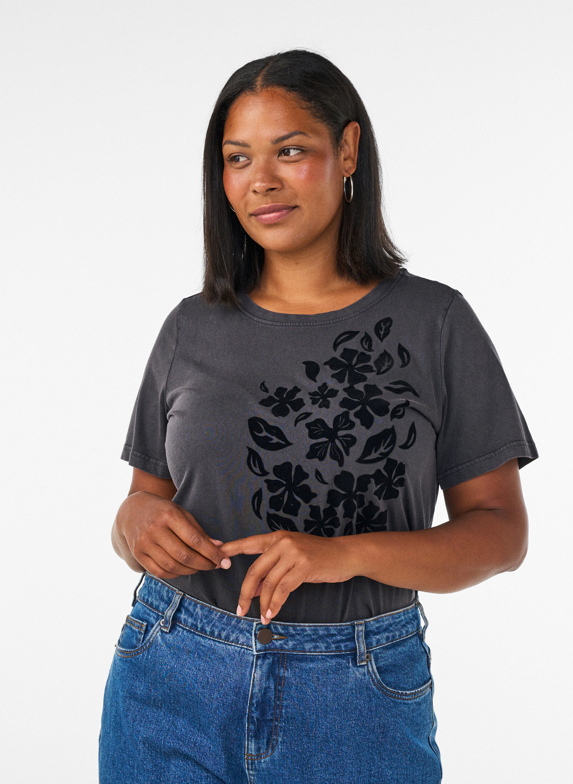 Organic cotton t-shirt with print, Dark Grey, Model