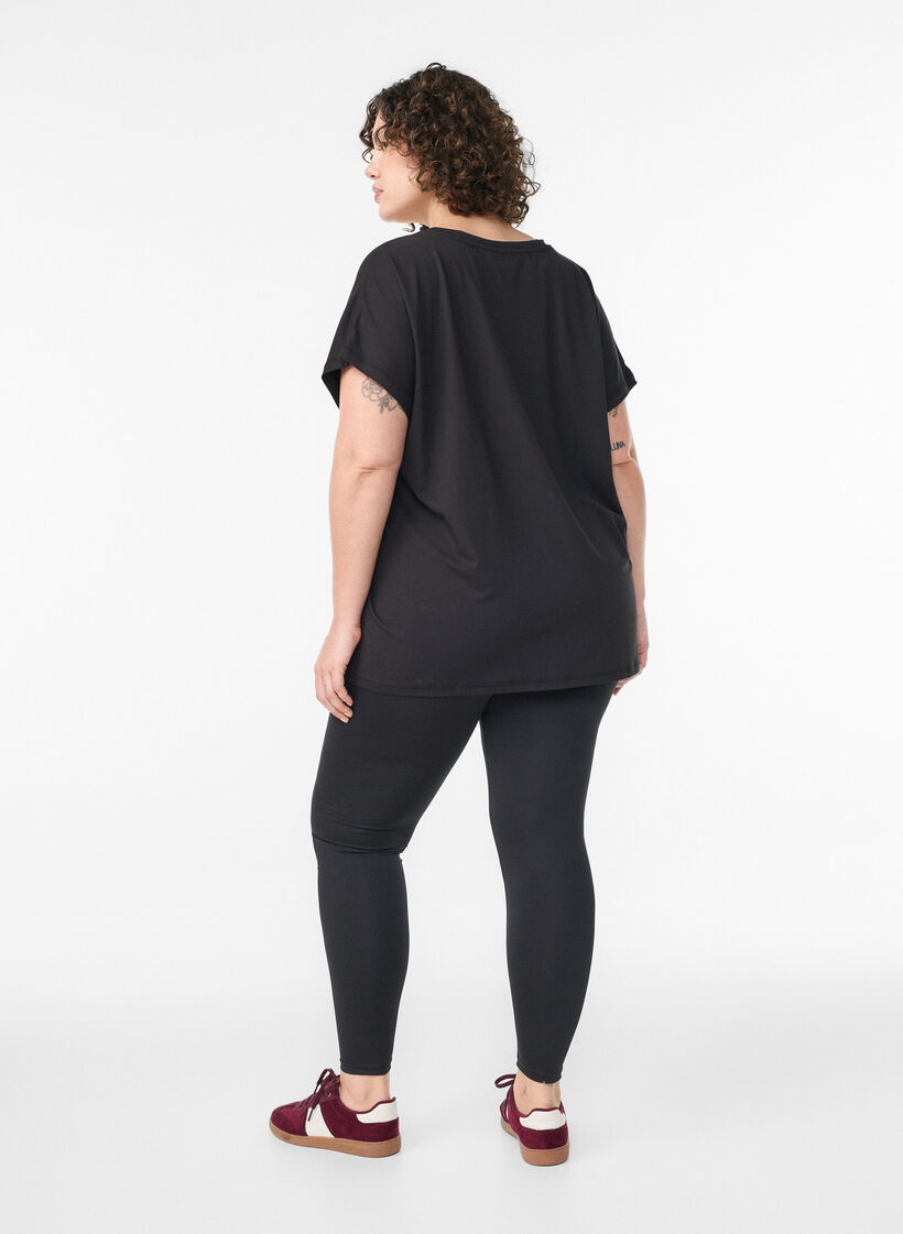 Cropped basic workout leggings, Black, Model