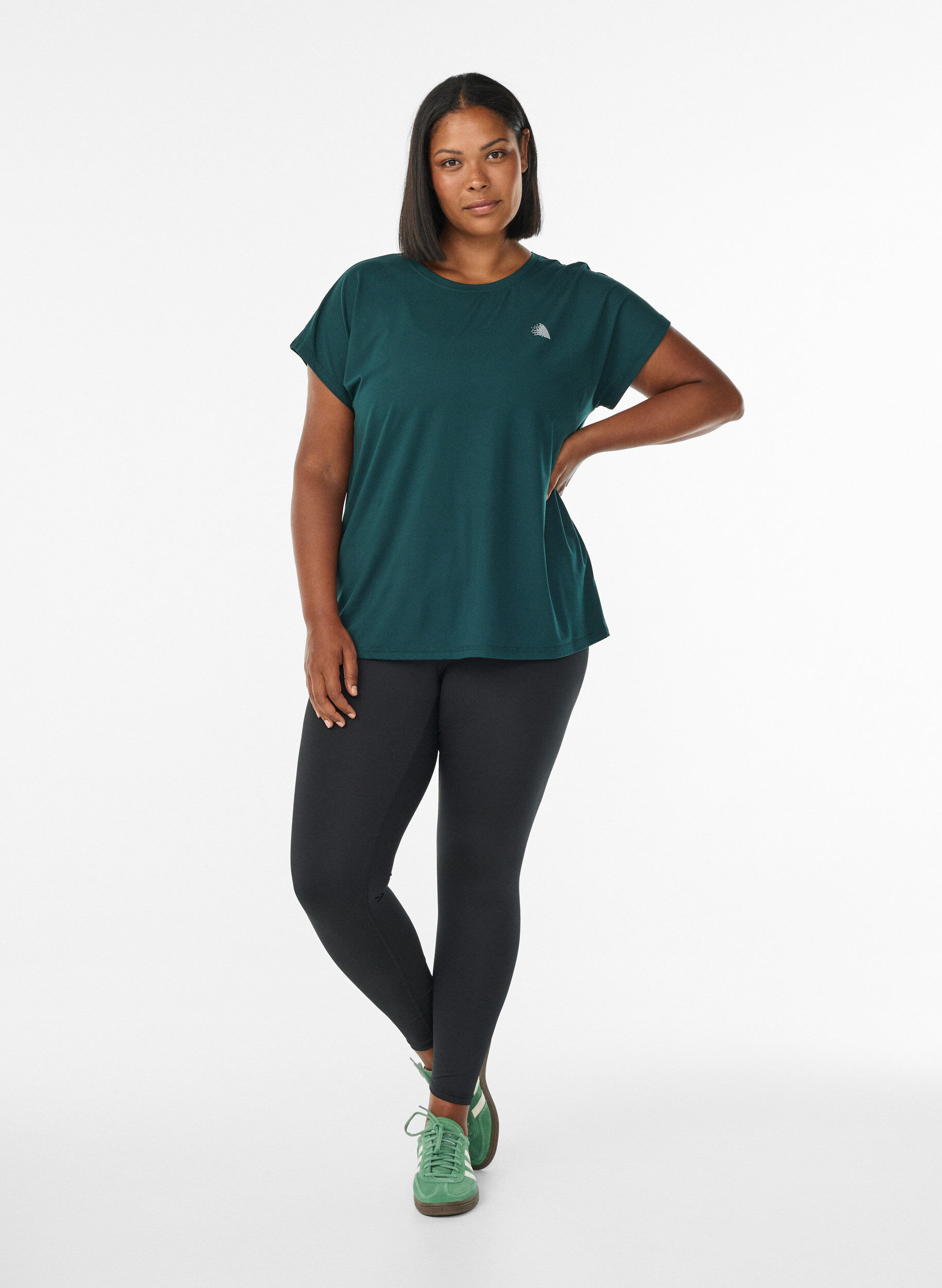 Zizzifashion Solid-coloured training T-shirt, Green, Model image number 1