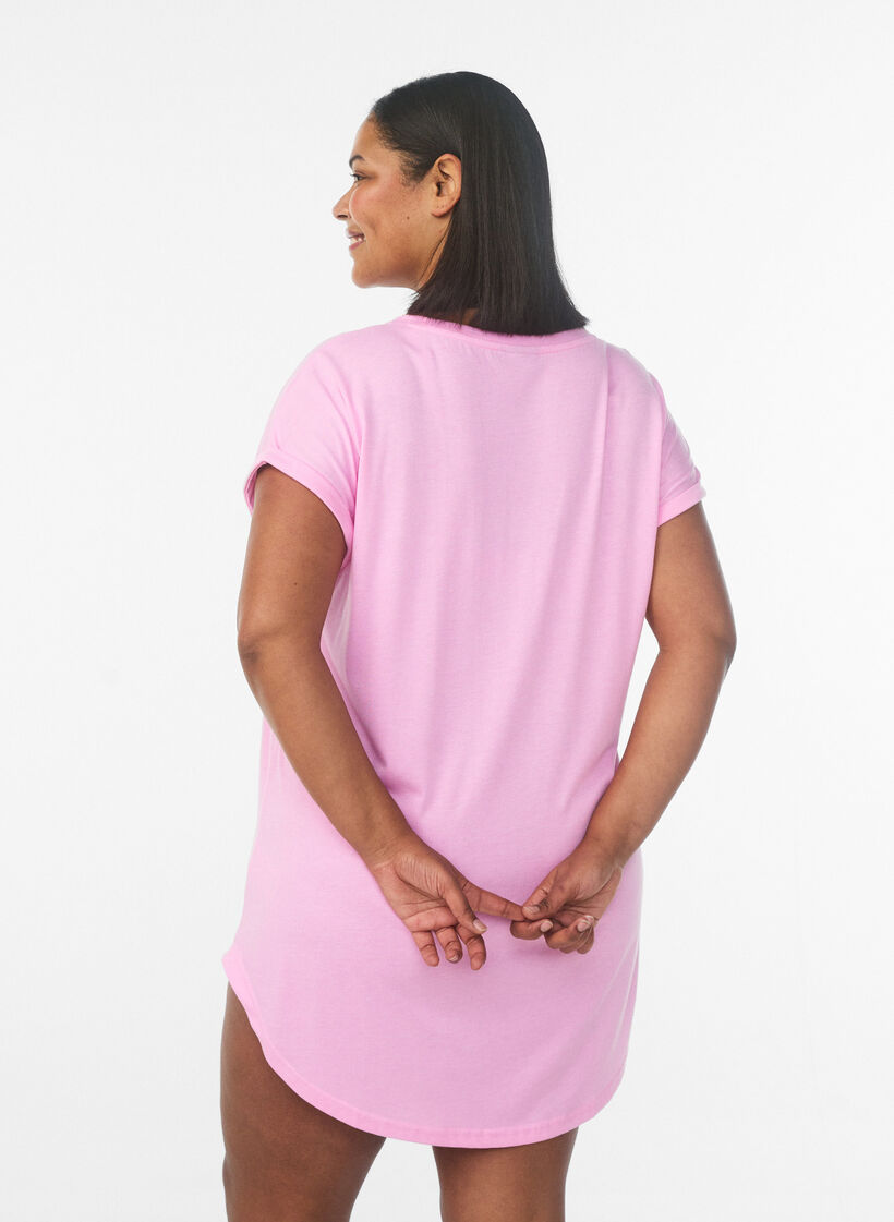 Short sleeve nightgown with text print, Pink, Model image number 2
