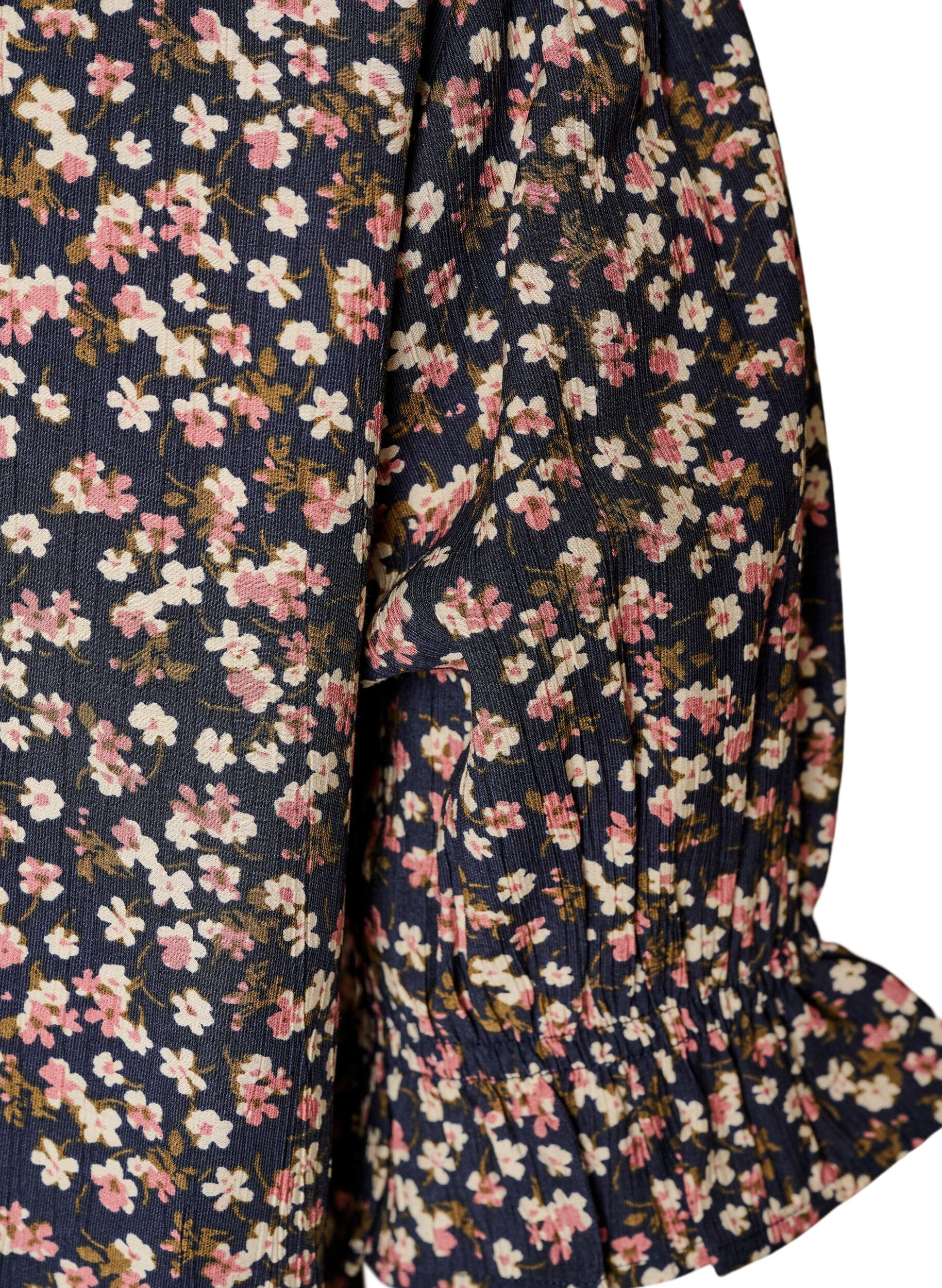 Zizzifashion Floral viscose blouse with short sleeves and smock details, Blue, Packshot image number 3