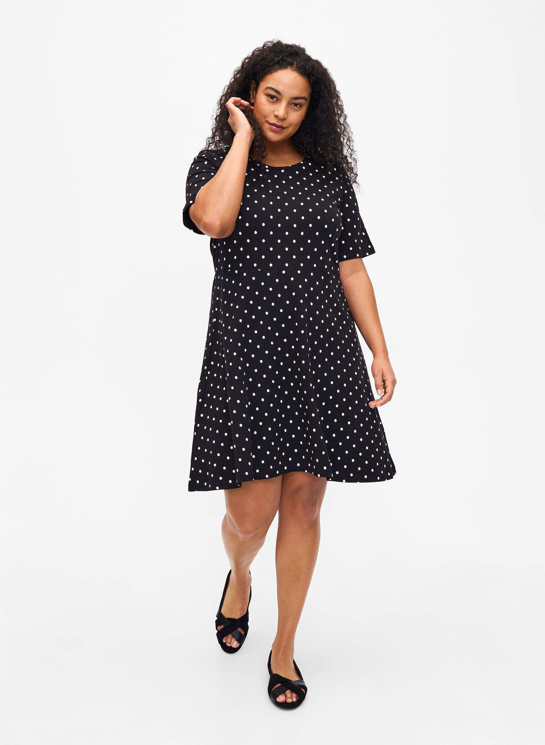 Zizzifashion Cotton dress with short sleeves and dots, Black w. White Dot, Model image number 2