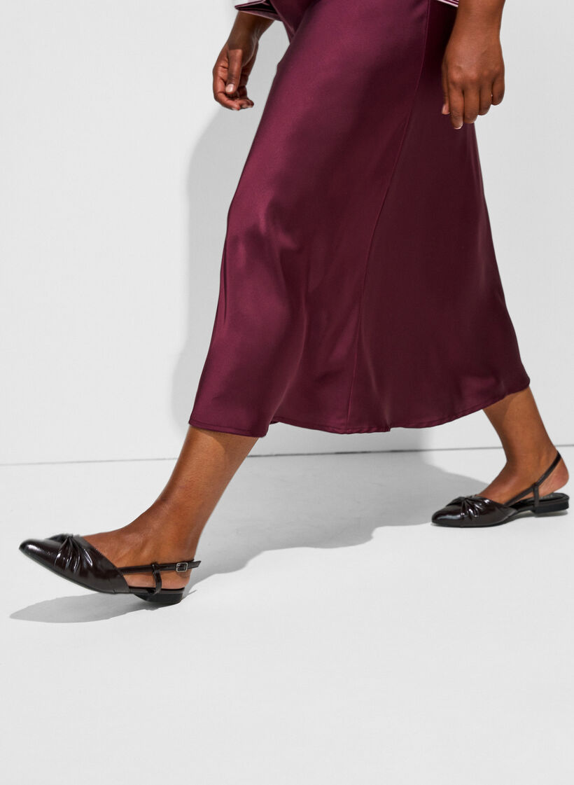 Satin midi skirt, Red, Model image number 3