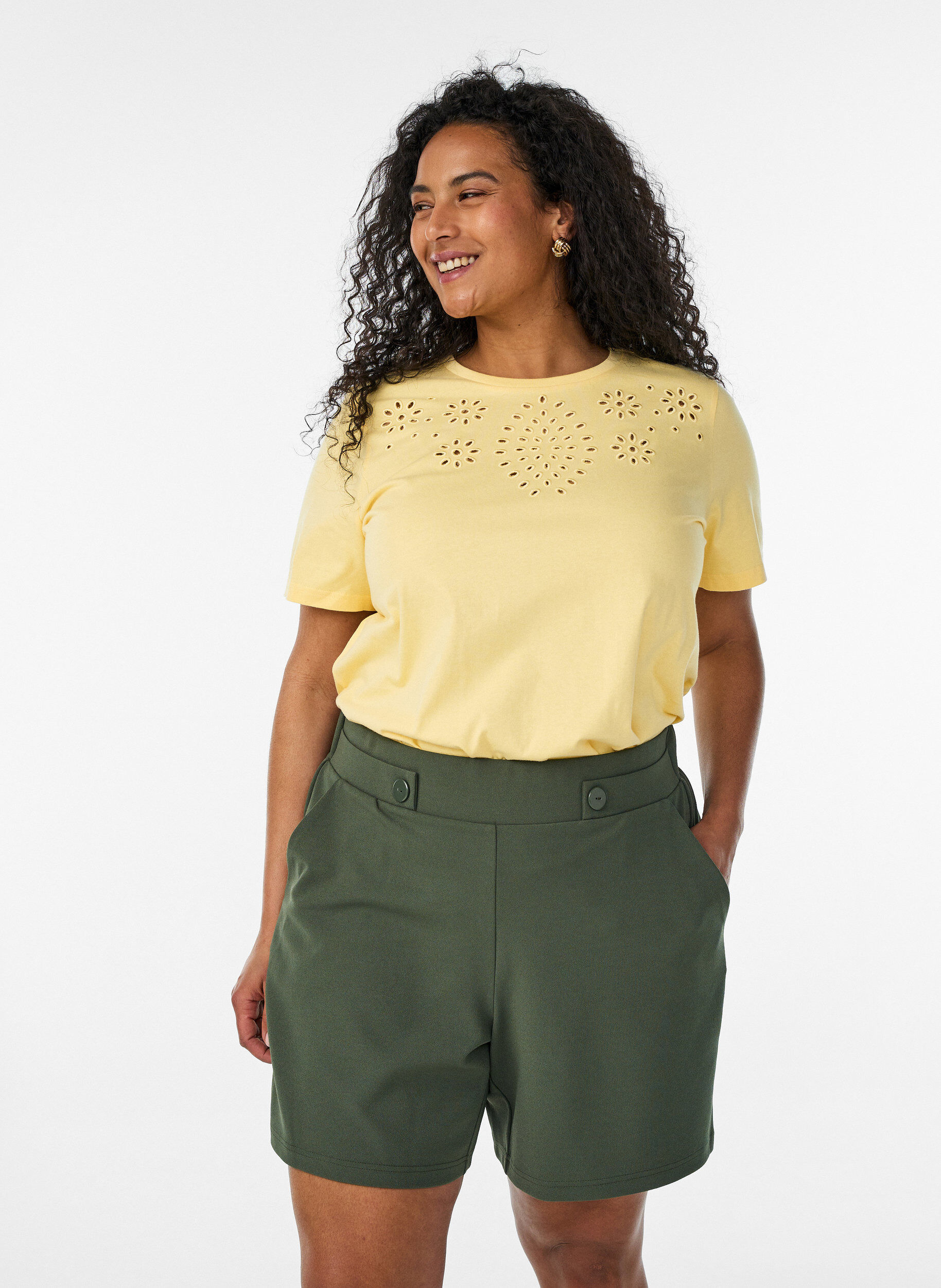 Zizzifashion Shorts with pockets and loose fit, Green, Model image number 0