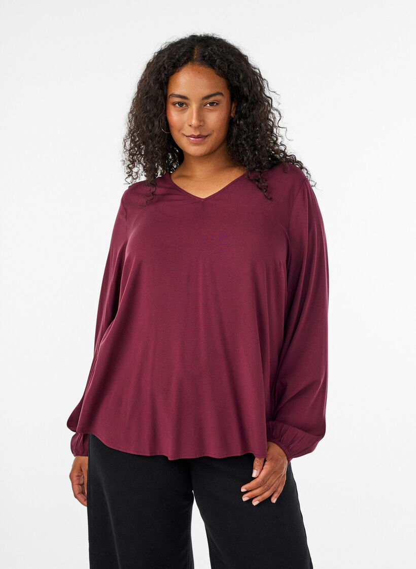 Viscose blouse with V-neck and rounded hem, Red, Model image number 0