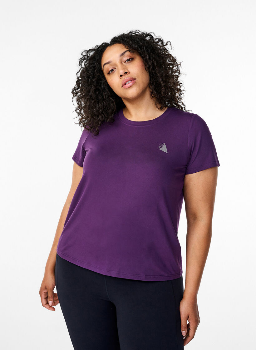 Slim fit training T-shirt with round neck, Purple Pennant, Model image number 0
