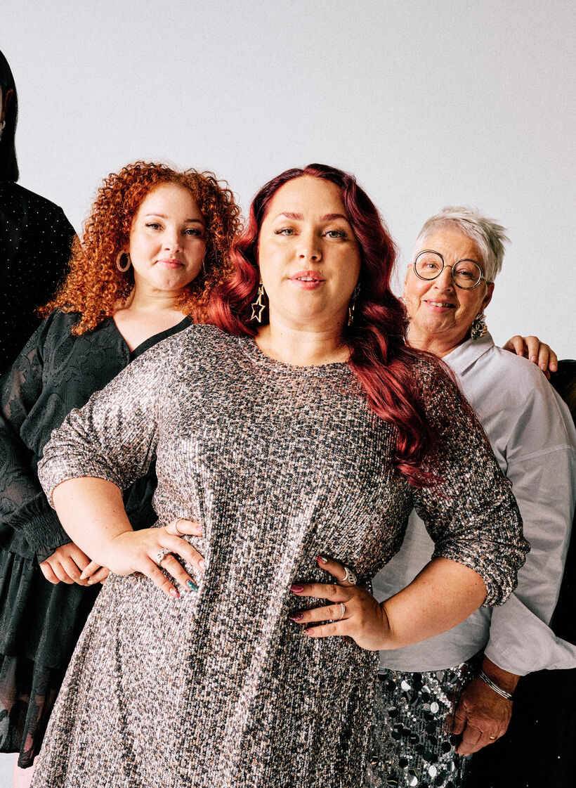 Short sequin dress with long sleeves, Brown, Image image number 0