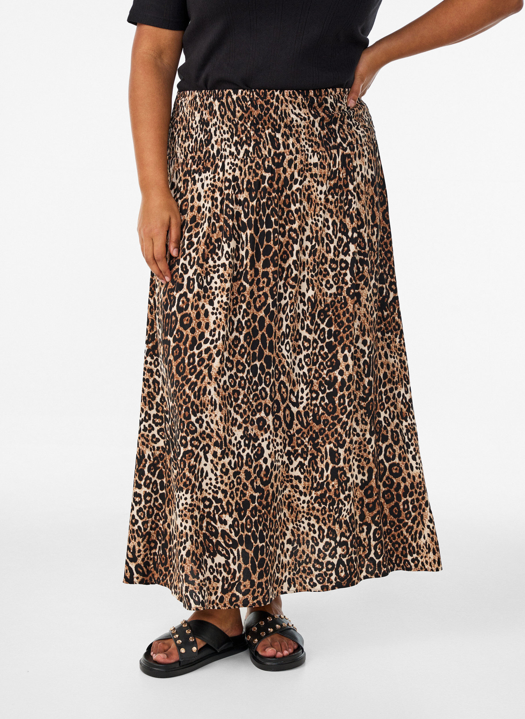Zizzifashion Viscose maxi skirt with smocking, Brown, Model image number 2