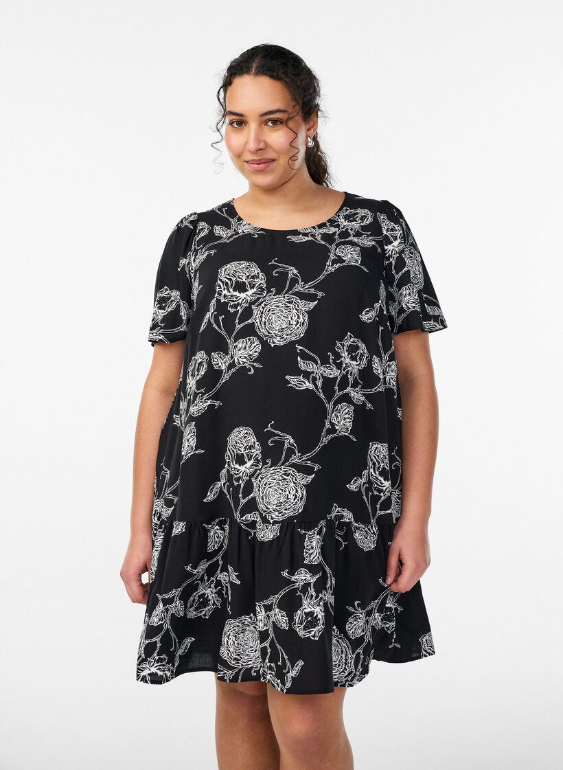Viscose dress with cutline, Black, Model image number 0