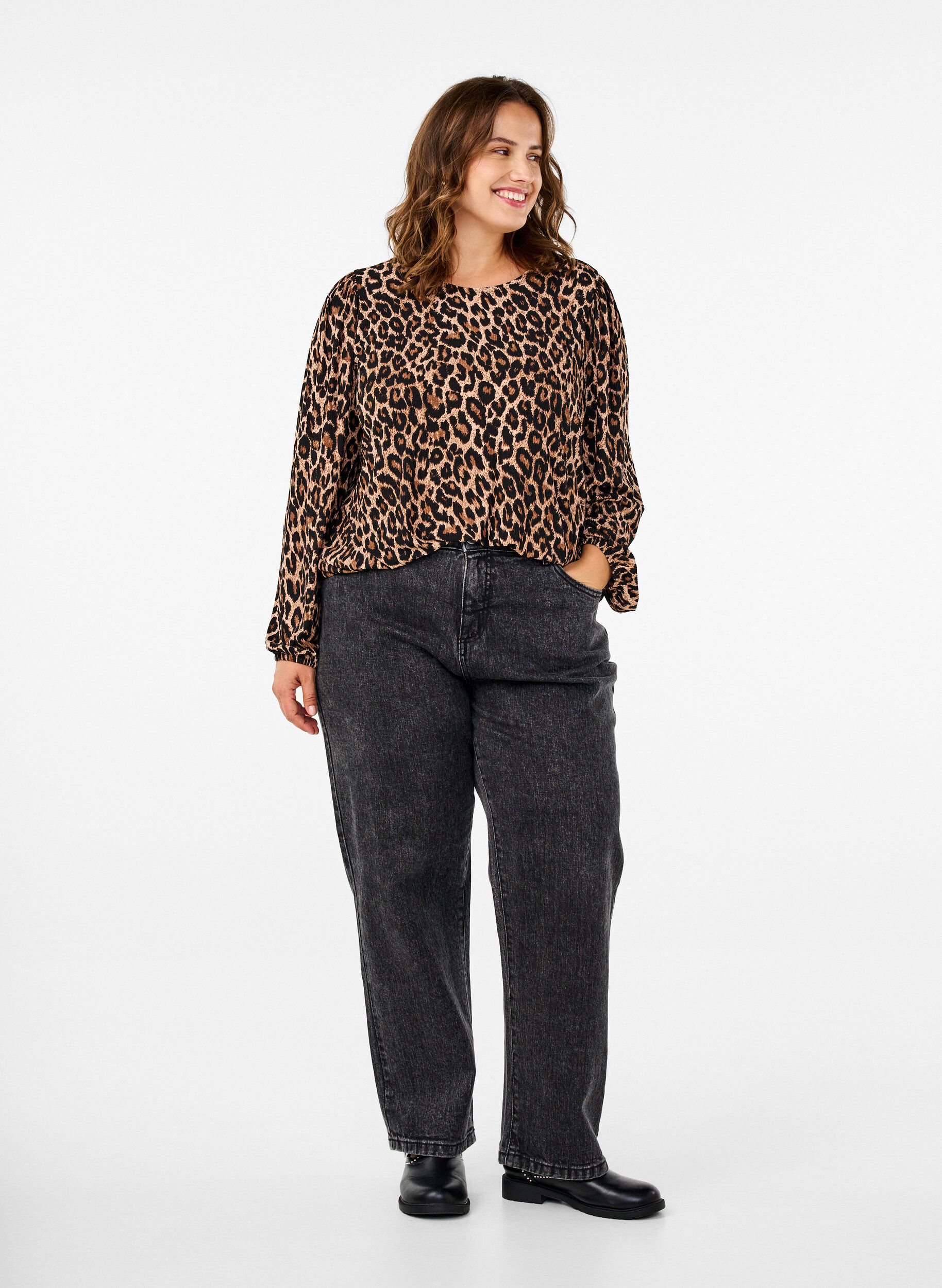 ZizzifashionBlouse with long sleeves and leopard print, Brown, Model image number 1