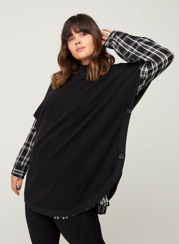 Short-sleeved knitted poncho with a high neck, Black, Model image number 0