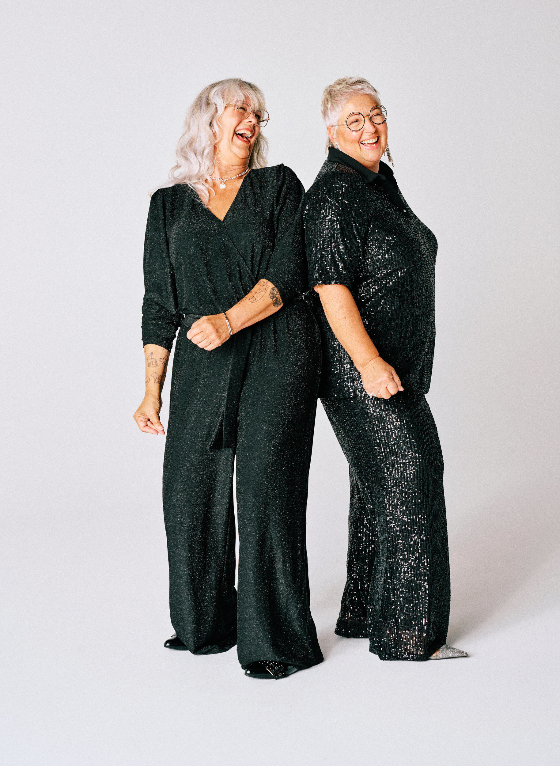 Zizzifashion Sequin blouse with polo collar and short sleeves, Black, Image image number 0