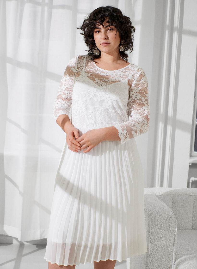 Pleated dress with lace and 3/4 sleeves, Bright White, Image image number 0