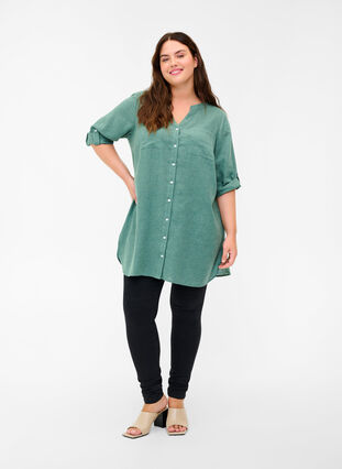 Shirt blouse with V-neck and pockets, Balsam Green, Model image number 2