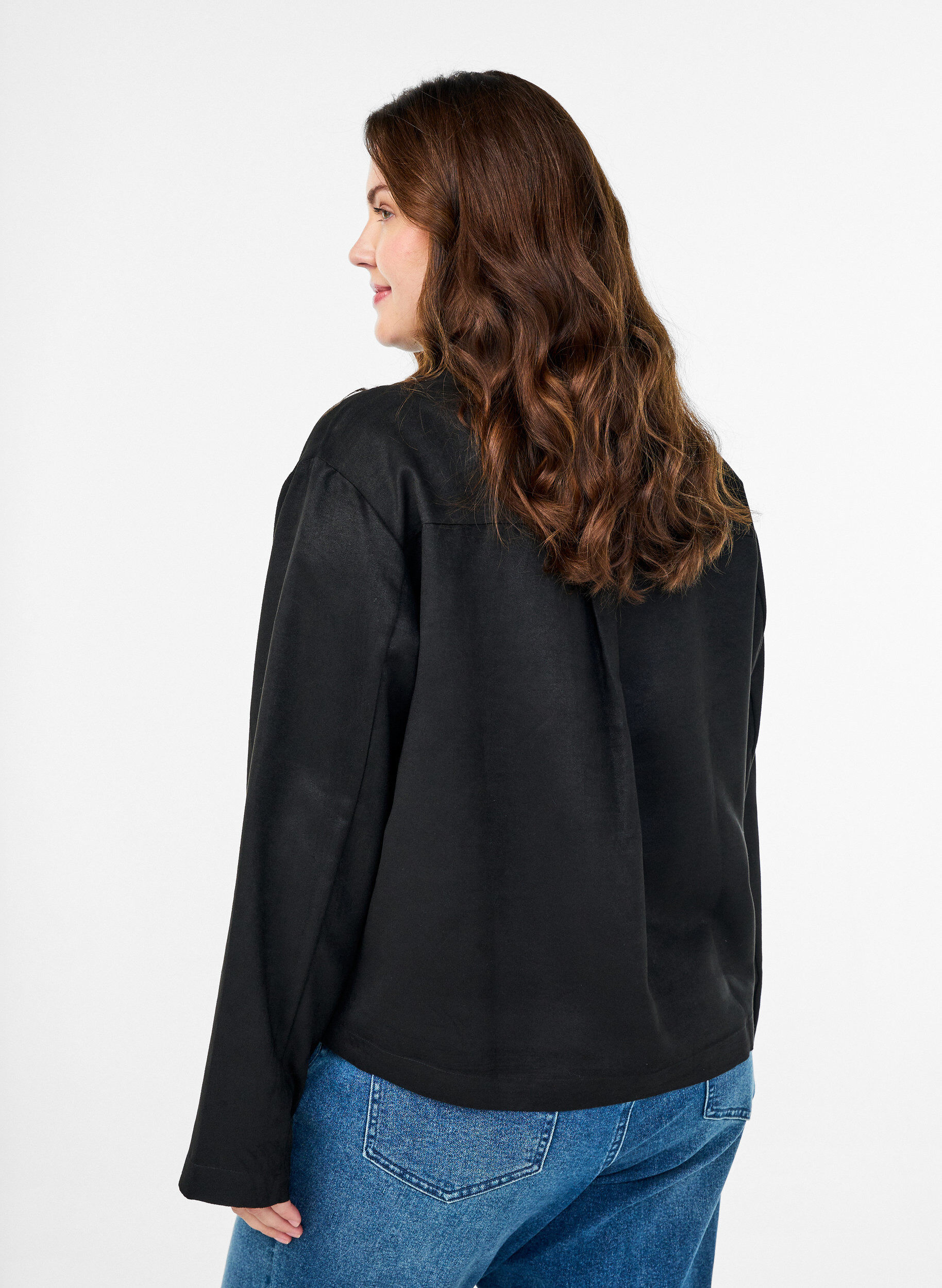 Zizzifashion Short faux suede jacket with pockets, Black, Model image number 2