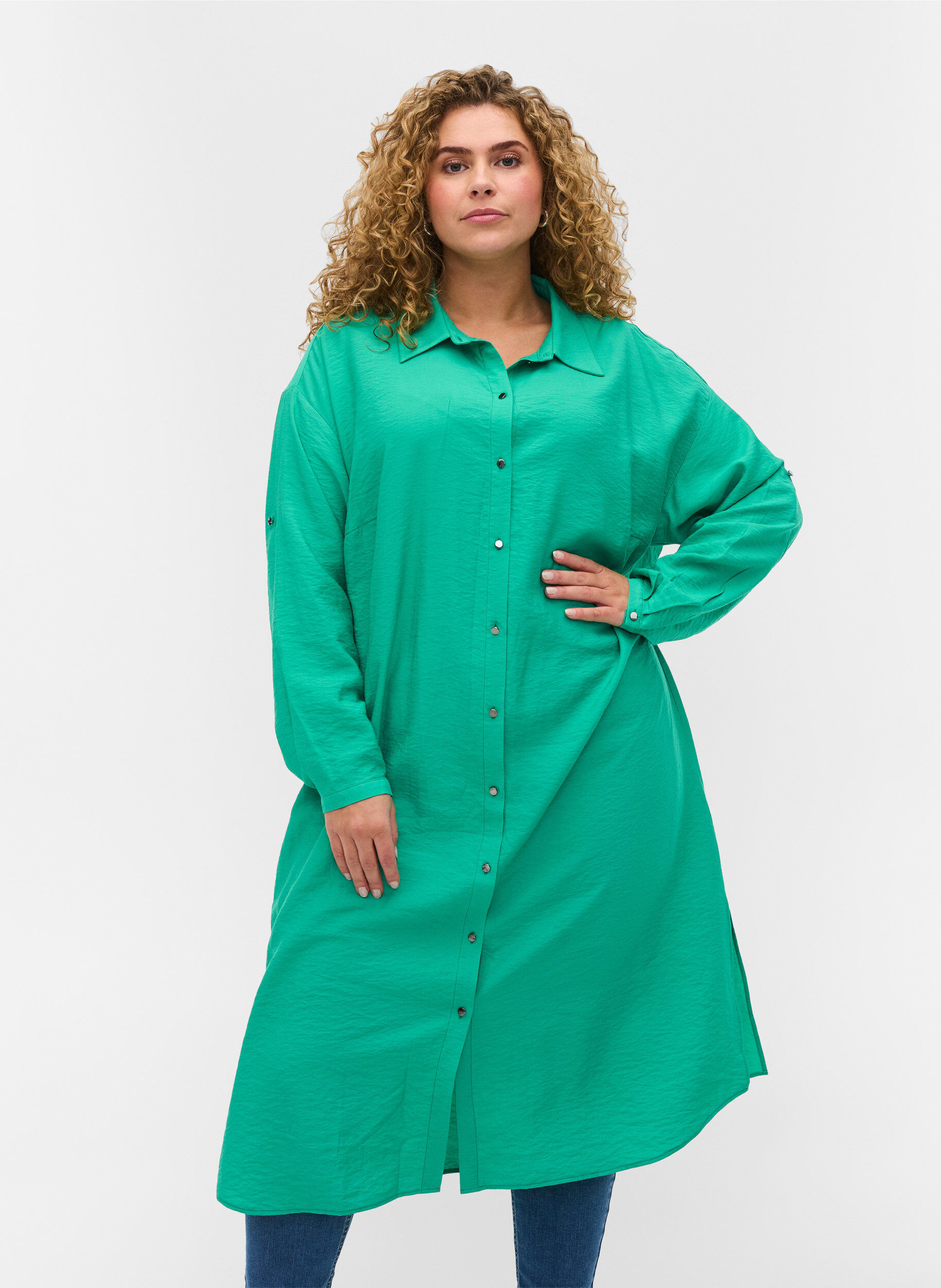 Zizzifashion Long viscose shirt with slits, Mint, Model image number 0