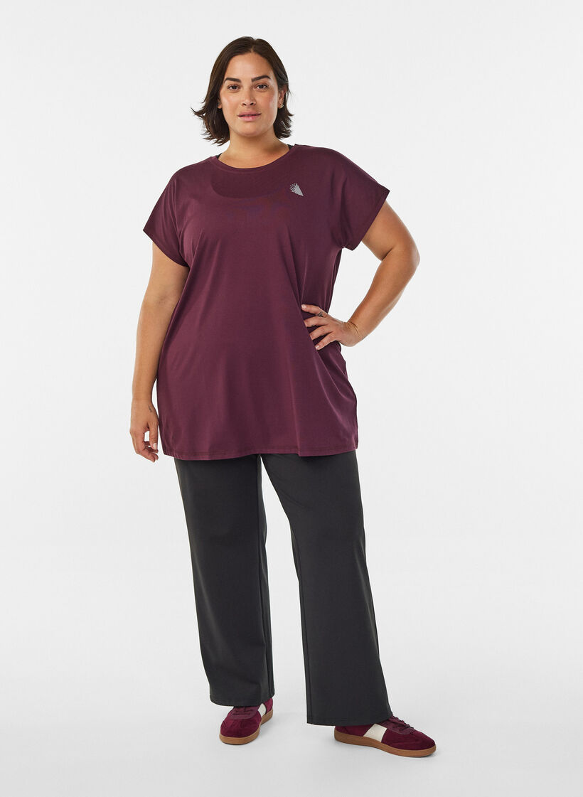 Long workout T-shirt, Red, Model image number 1