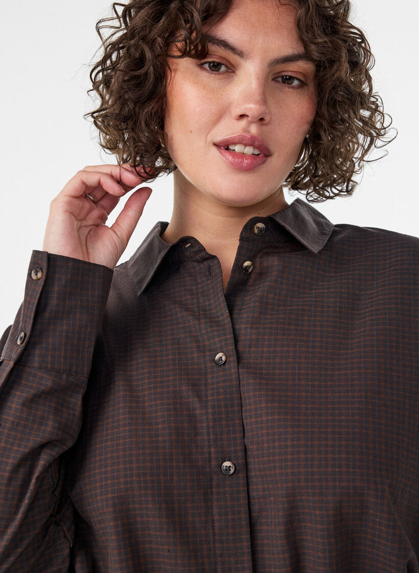 Cotton shirt with checked pattern, Brown, Model image number 3
