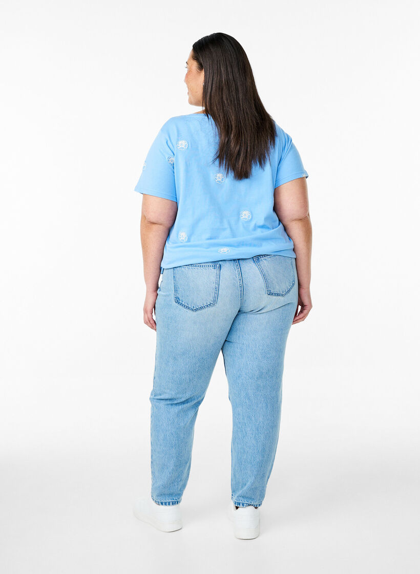 Mille Mom fit jeans with distress details, Light Blue, Model image number 1