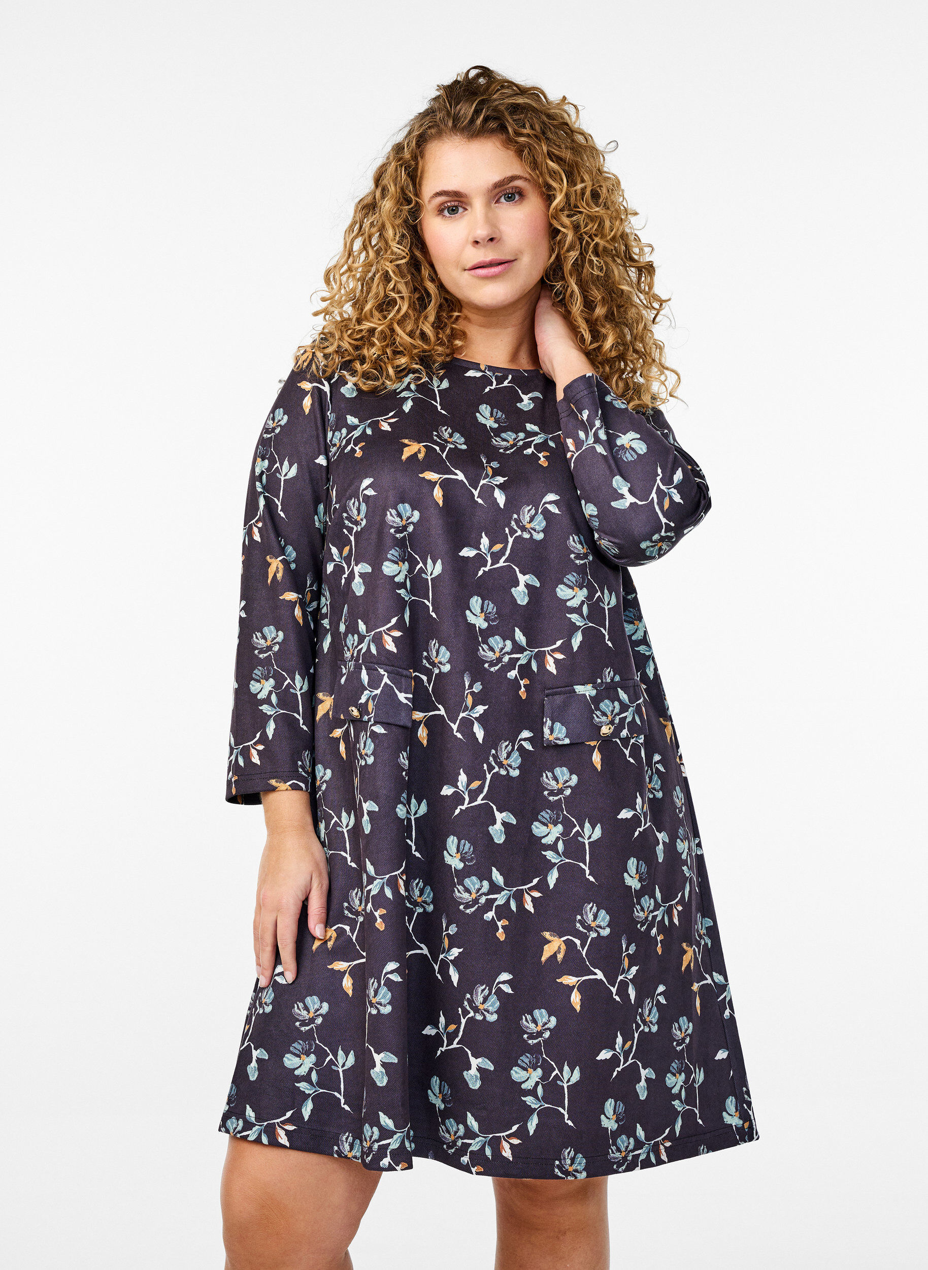 Zizzifashion FLASH - Short A-line dress with 7/8 sleeves, Black, Model image number 0