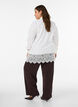 Loose shirt with a wide lace trim, White, Model image number 2