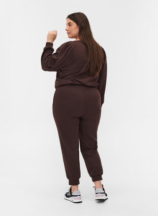 Sweatpants with pockets, Molé, Model image number 1