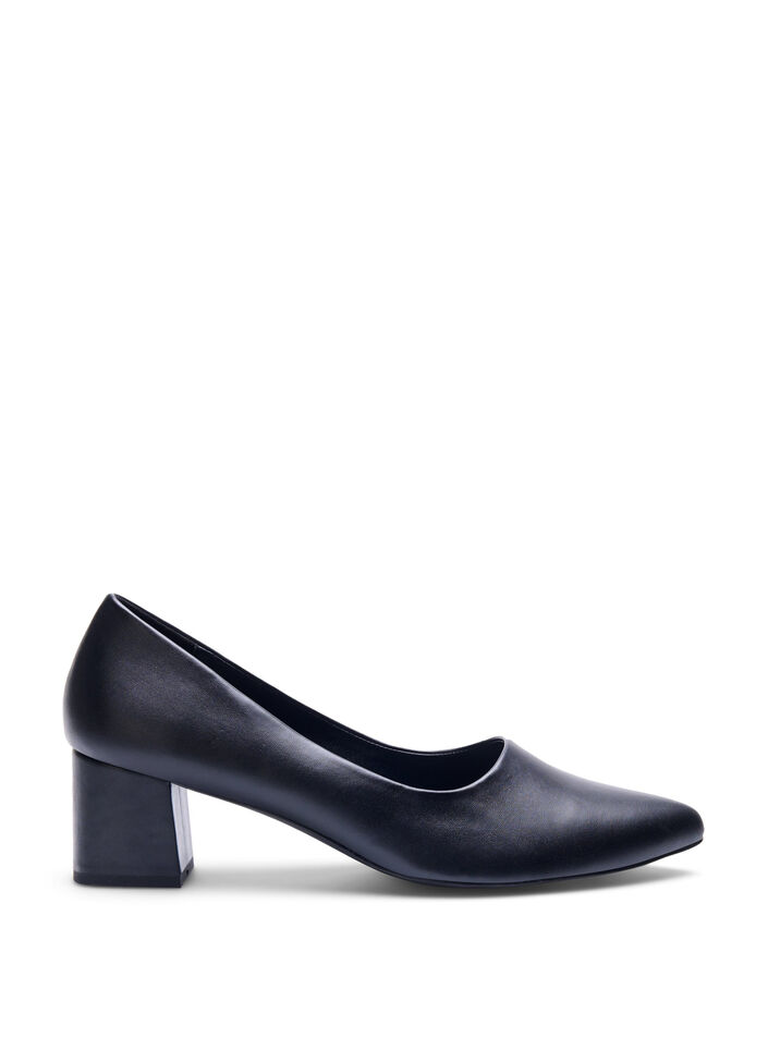 Wide fit - Leather pump with pointed toe, Black, Packshot image number 0