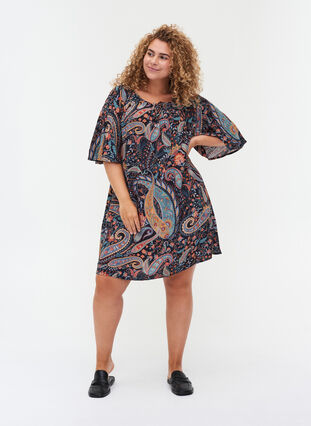 Viscose tunic in a paisley print, Paisley AOP, Model image number 2