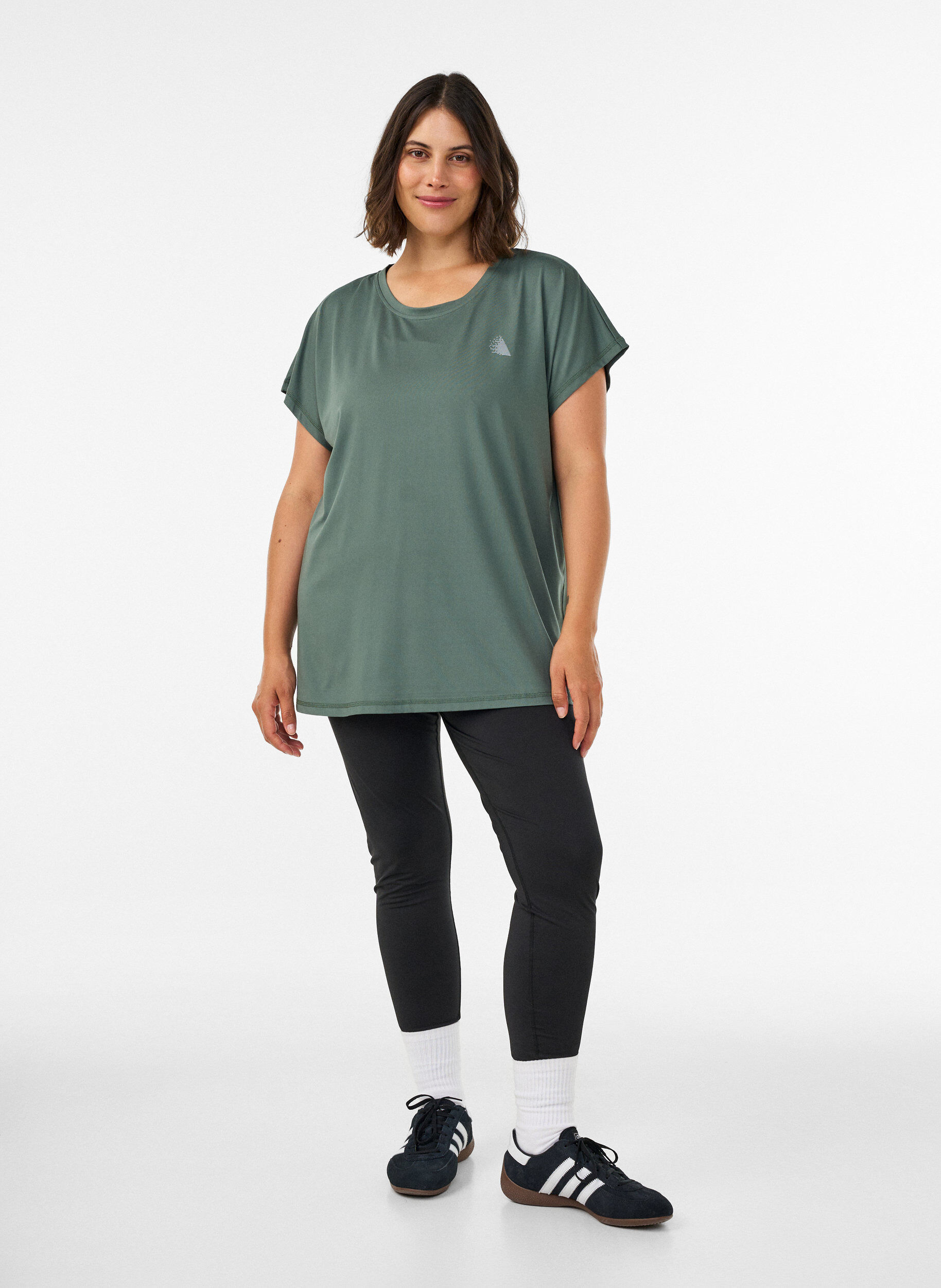 ZizzifashionSolid-coloured training T-shirt, Green, Model image number 1