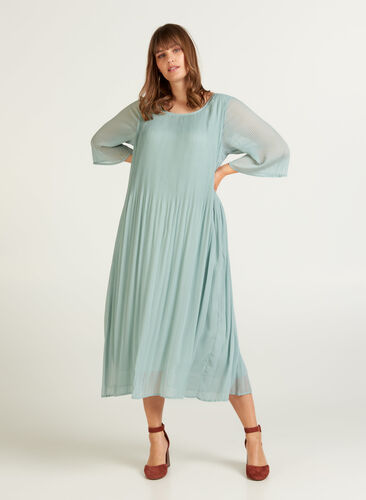Pleated dress, Gray mist, Model image number 0