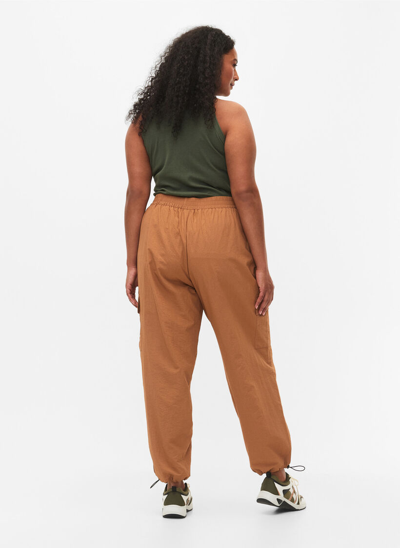 Cargo pants with adjustable elastic drawstring, Sand, Model image number 1