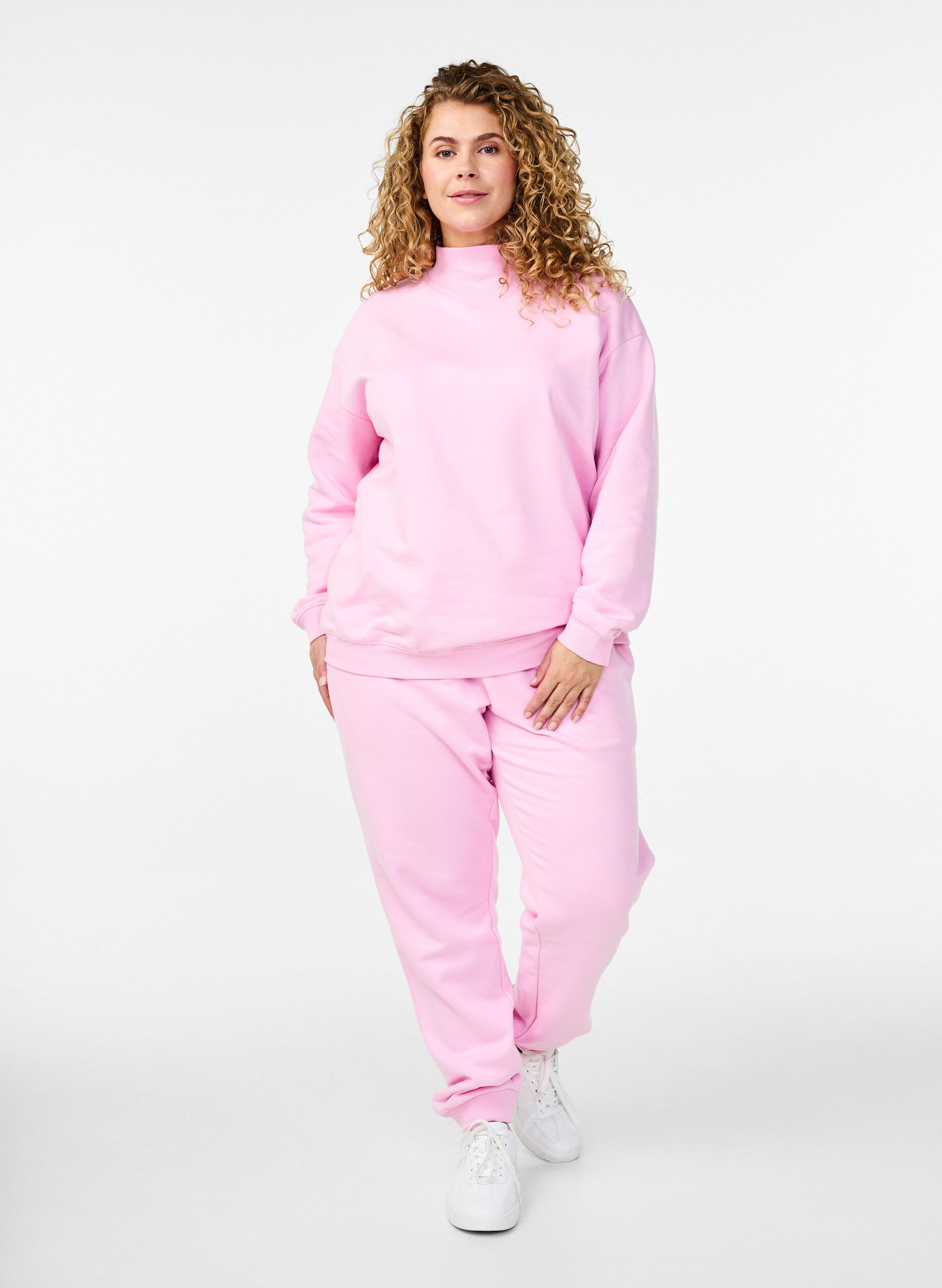 Zizzifashion Sweatshirt with high neck and long sleeves, Pink, Model image number 1