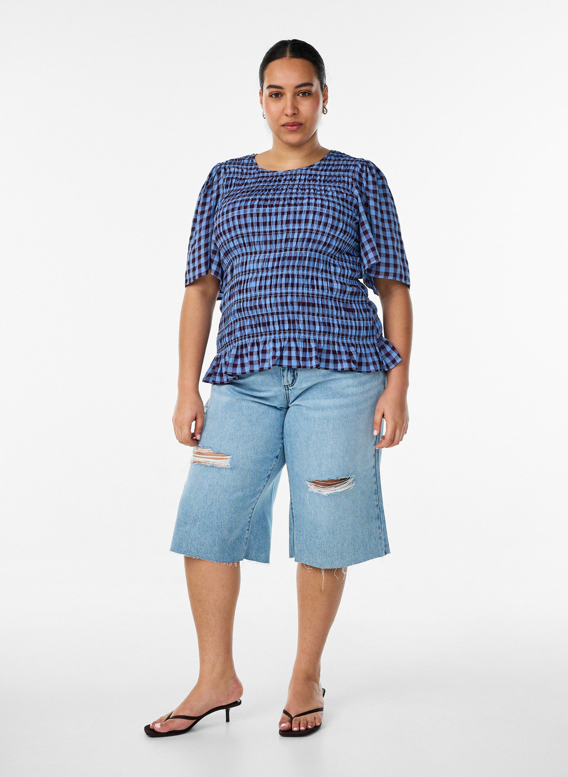 Zizzifashion Smock blouse with gingham check and ruffle hem, Blue, Model image number 1