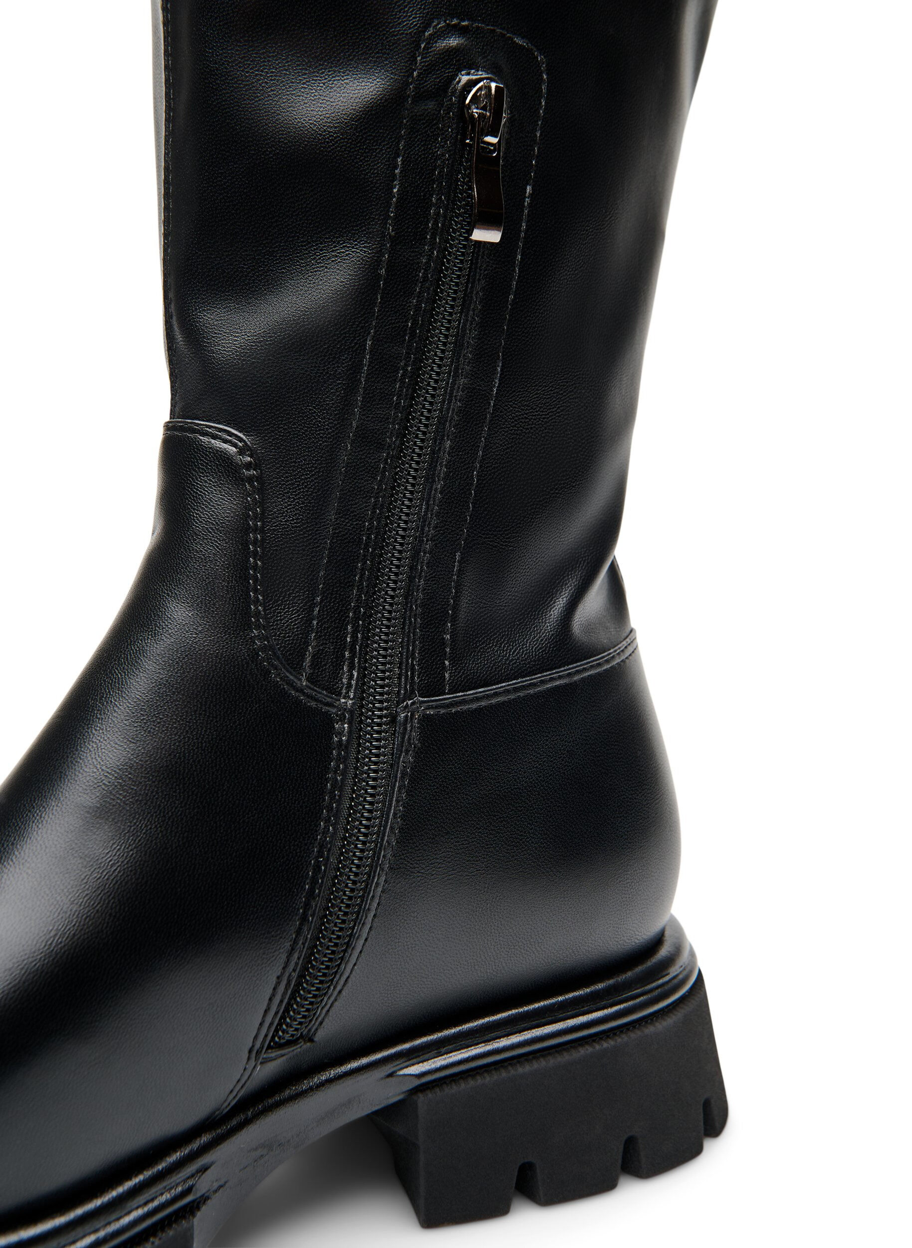 ZizzifashionLong boot in faux leather with a chunky sole, Black, Packshot image number 3