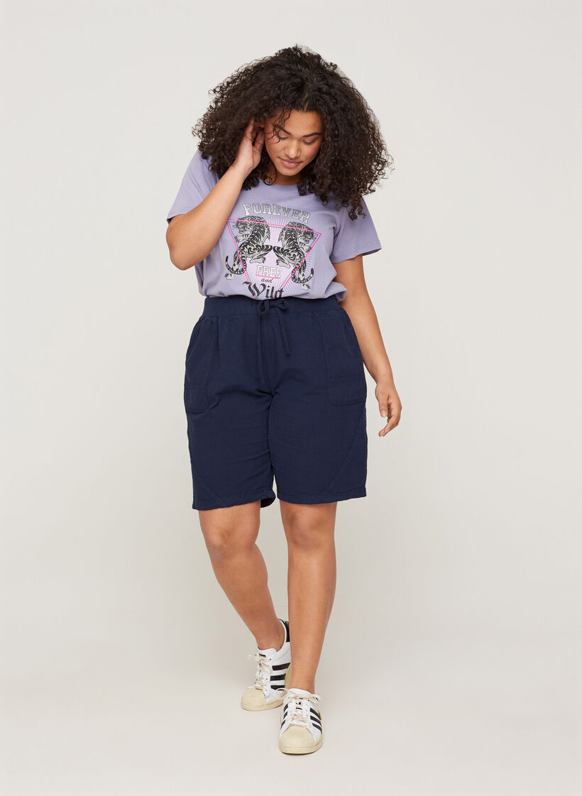 Loose cotton shorts with pockets, Blue, Model image number 1