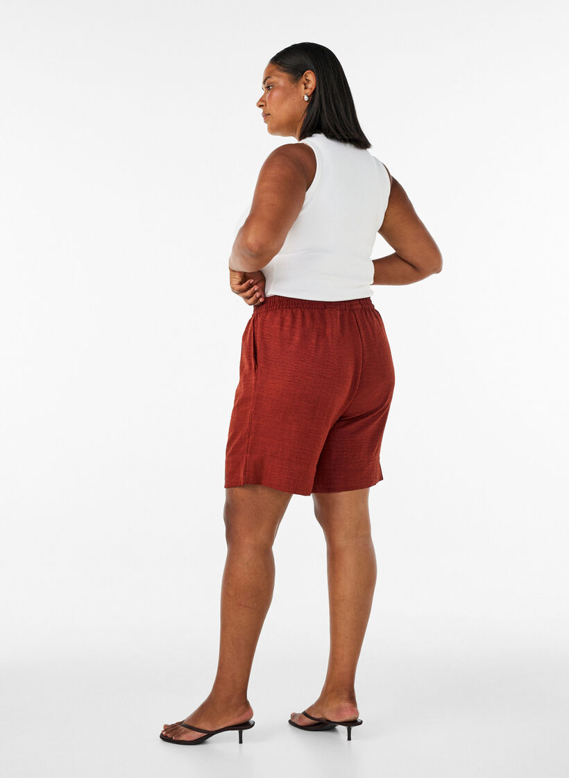 Shorts with pockets and high waist, Red, Model image number 2