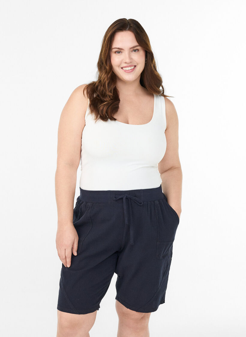 Loose cotton shorts with pockets, Blue, Model image number 0