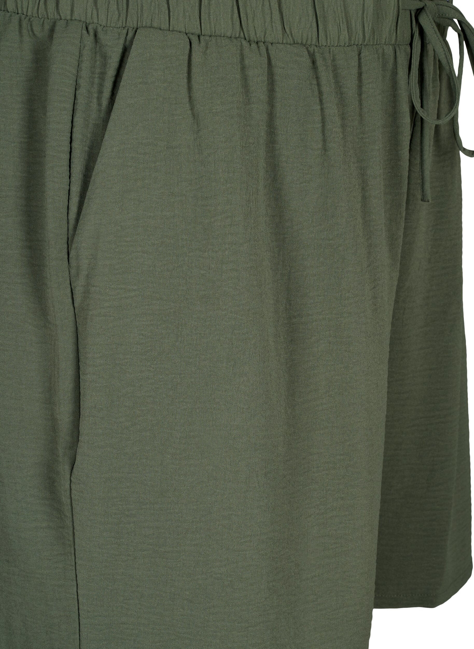 Zizzifashion Shorts with pockets and elastic waistband, Green, Packshot image number 2