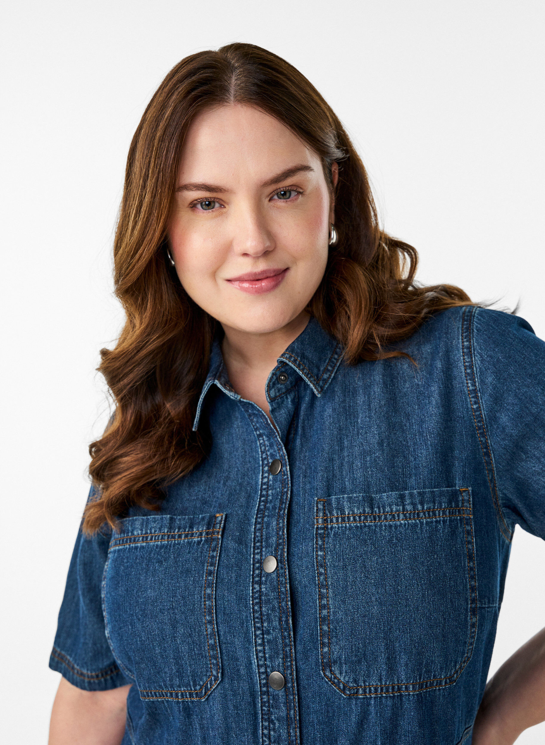 Zizzifashion Denim shirt dress with short sleeves, Blue, Model image number 2