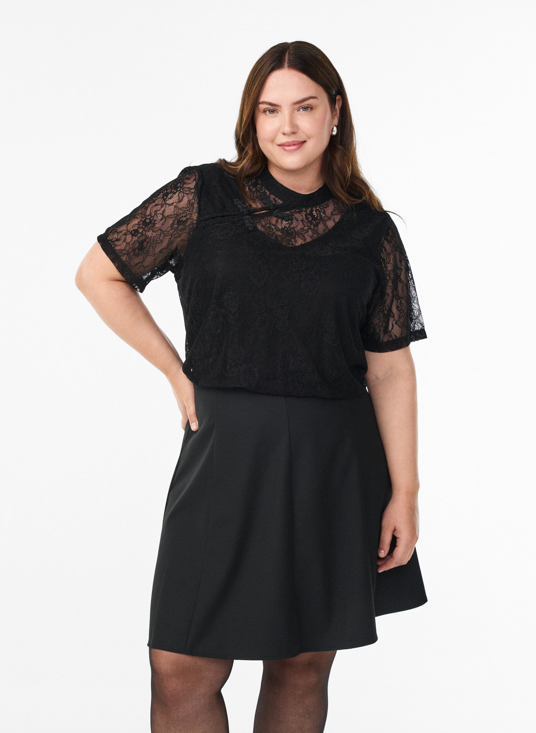 Lace blouse with twist detail and short sleeves, Black, Model