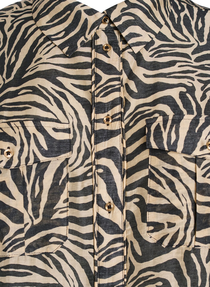 Loose shirt with animal print and chest pockets, Black, Packshot image number 2