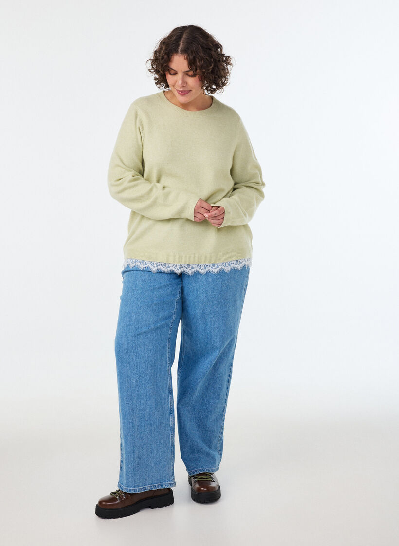Knitted blouse with lace trim at the hem, Green, Model image number 1